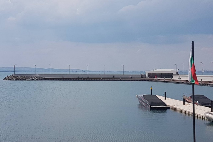 Може ли построената незаконно и според прокуратурата и според ДНСК